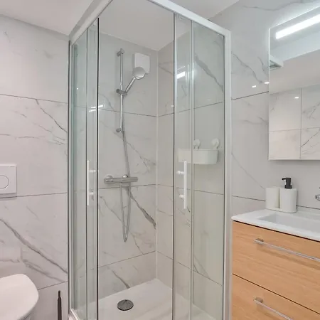 Cozy Moderne - Renove 4p